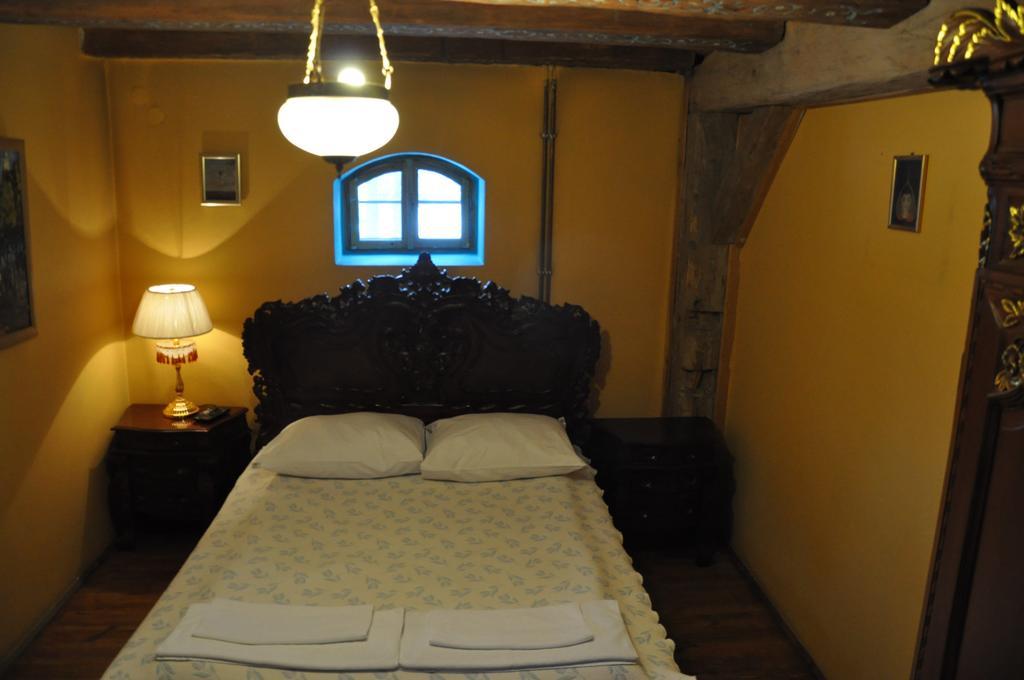 Ostoya Inn & Granary Jasionka Rum bild