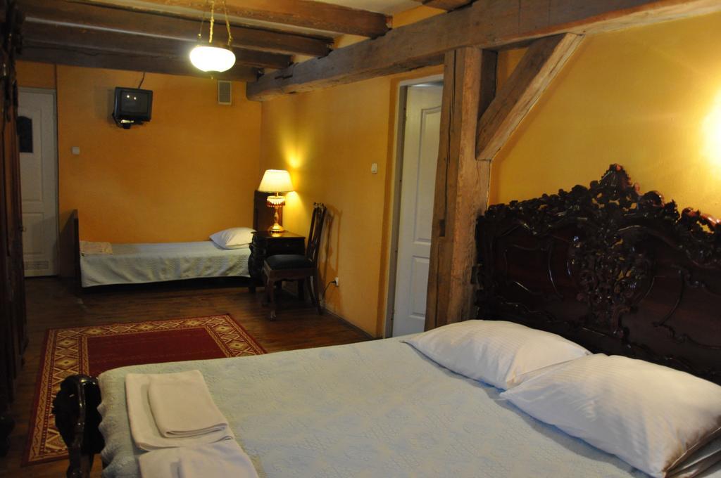 Ostoya Inn & Granary Jasionka Rum bild